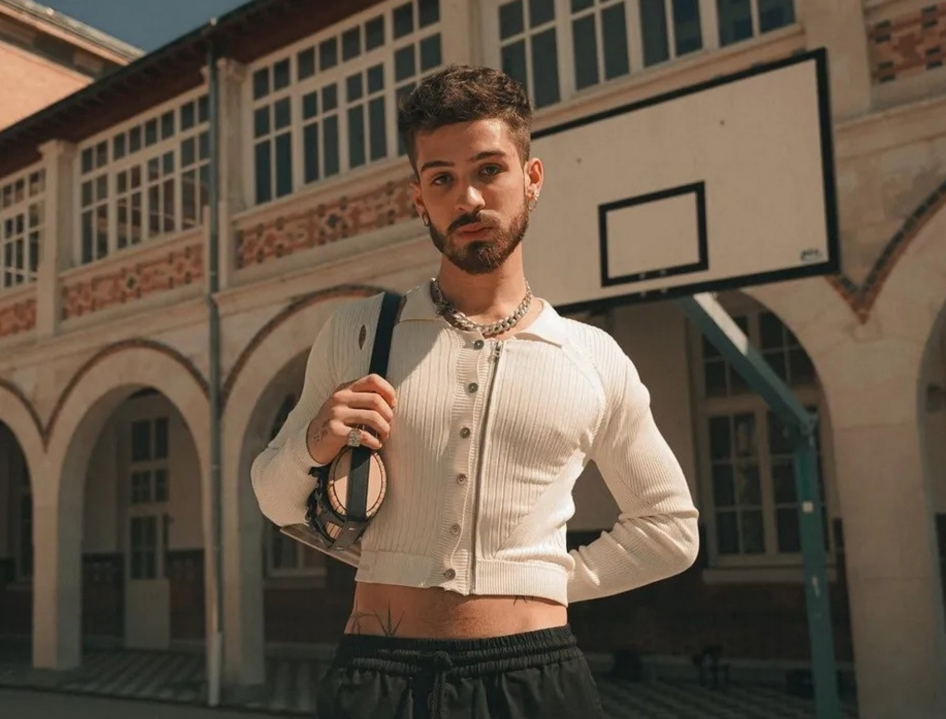 João Guilherme usou cropped durante  Semana de Moda em Paris de 2023  - Reprodução/Instagram