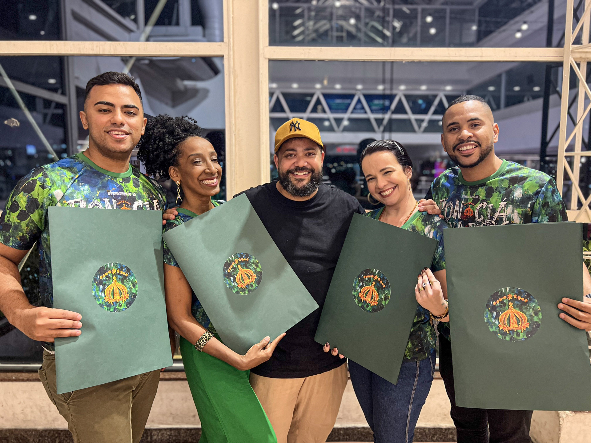 O segundo casal é formado por Pedro Figueiredo e Livya Bergman - Emerson Pereira / Império Serrano