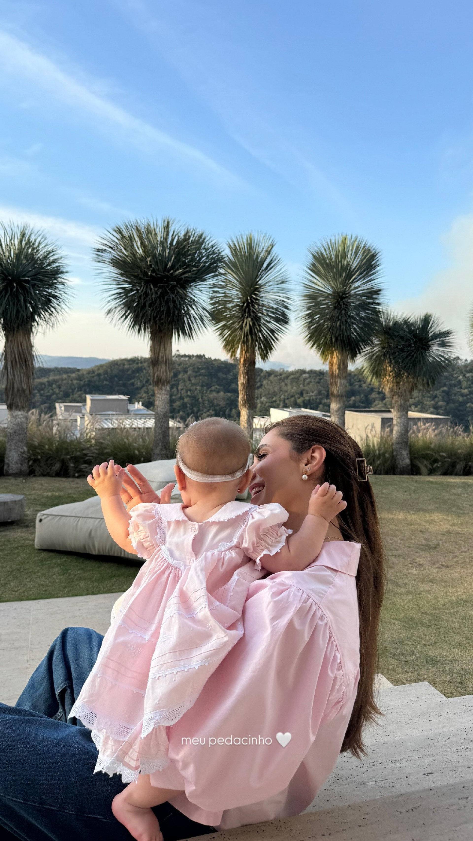 Jade Magalh&atilde;es fez declara&ccedil;&atilde;o para a filha nas redes sociais  - Reprodu&ccedil;&atilde;o/Instagram