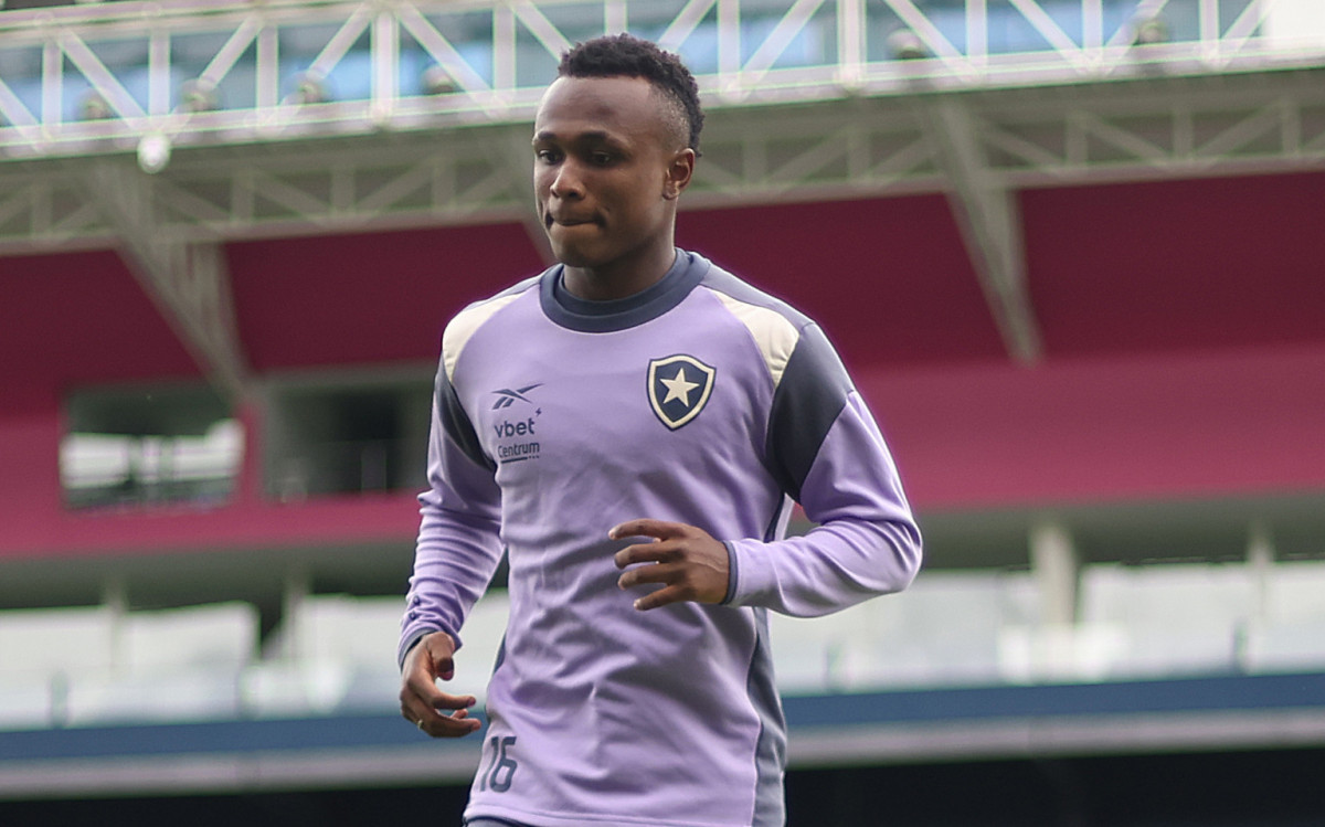 Nathan deixa o Botafogo ap&oacute;s passagem marcada por les&otilde;es