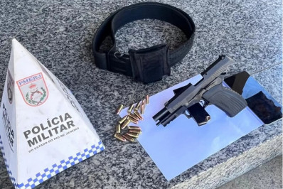 Polícia registra múltiplas apreensões de drogas e armas em Búzios e Cabo Frio