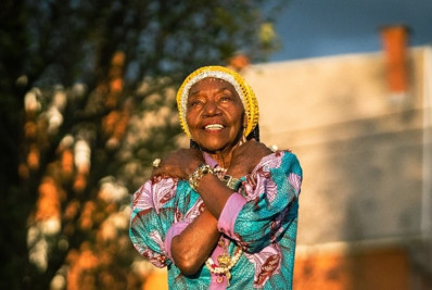 Exonerada de secretaria de Cultura, cantora Lia de Itamaracá expõe mágoas: 'Fui desrespeitada'