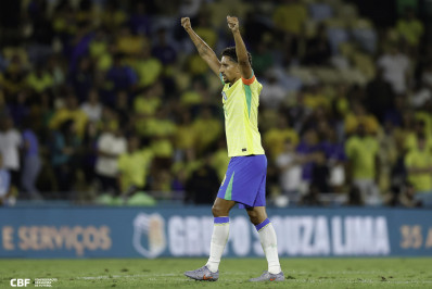 Defesa melhora, e Seleção repete sequência que não conseguia desde Era Tite