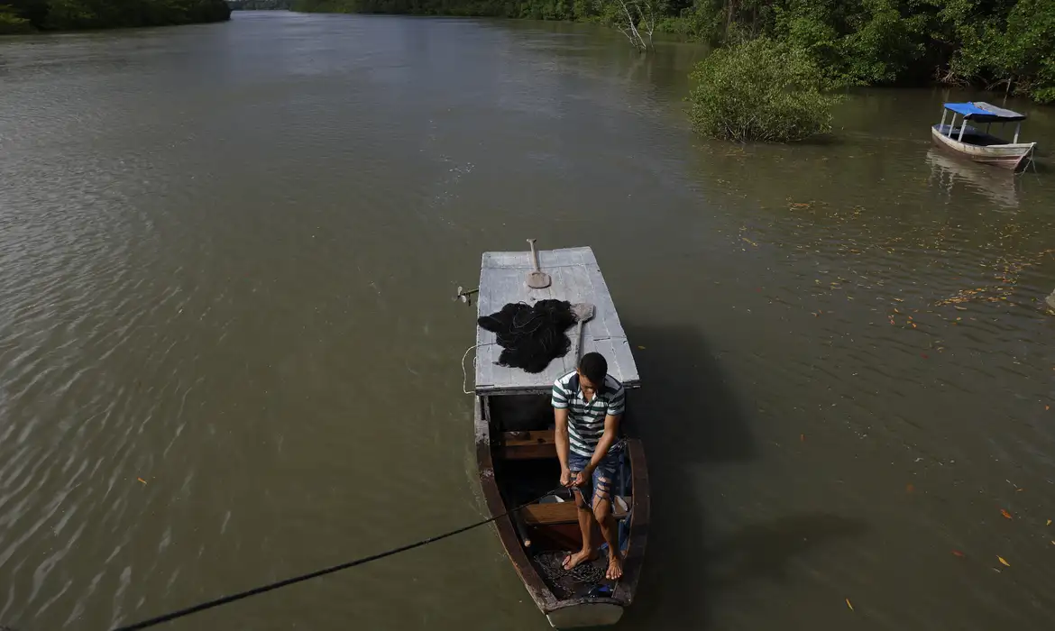 Seguro-defeso do pescador artesanal terá novas regras em outubro
