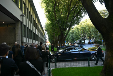 Milão se despede de Giorgio Armani, o 'rei' da moda