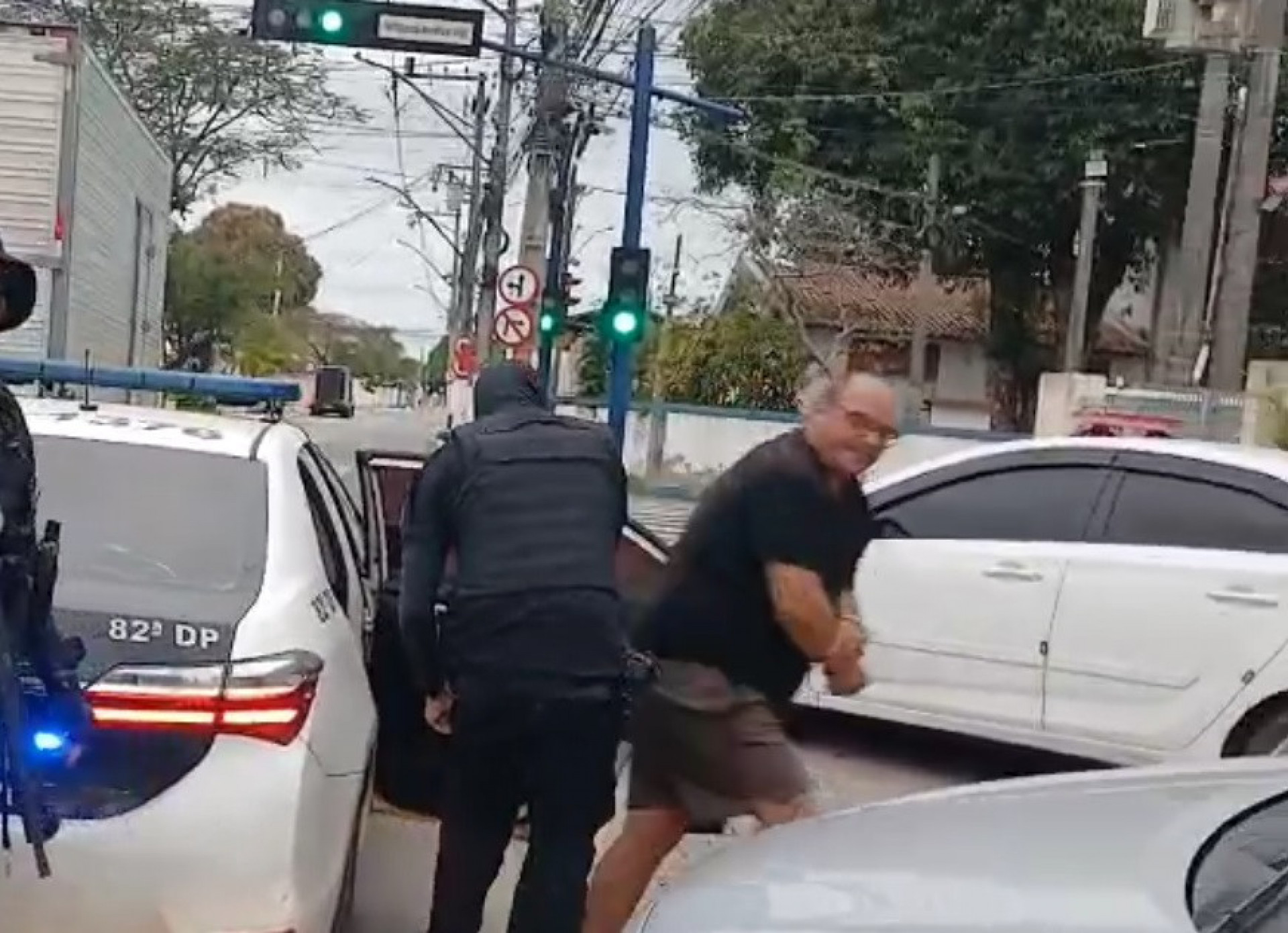 82ª DP (Maricá) prendeu dois integrantes de quadrilha de agiotas que praticavam extorsão armada - Divulgação