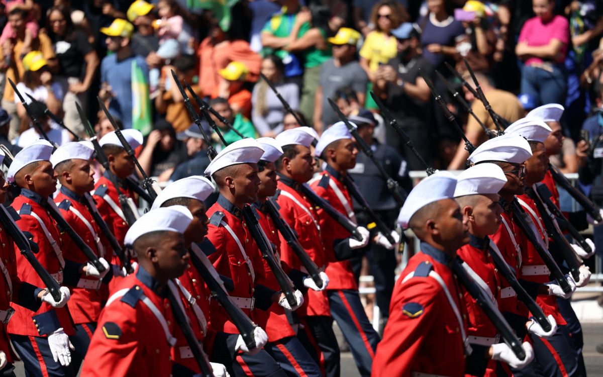 Desfile de 7 de setembro aconteceu na Esplanada dos Ministérios, em Brasília