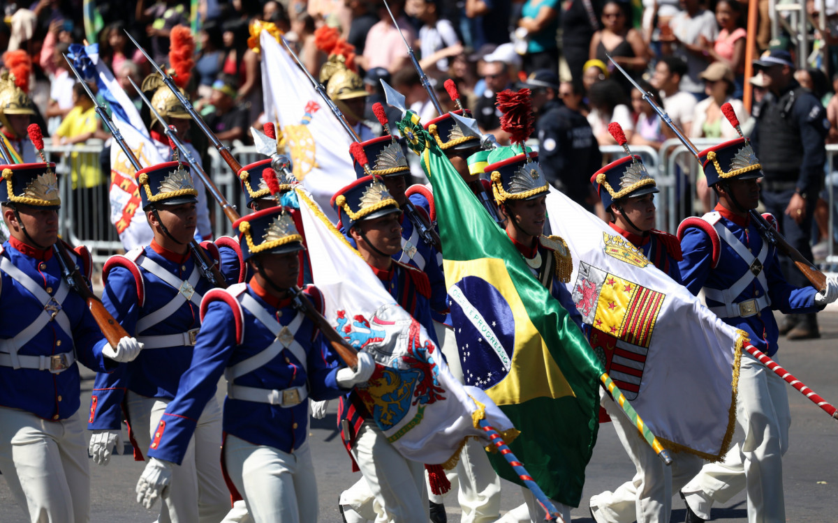 Desfile de 7 de setembro aconteceu na Esplanada dos Ministérios, em Brasília