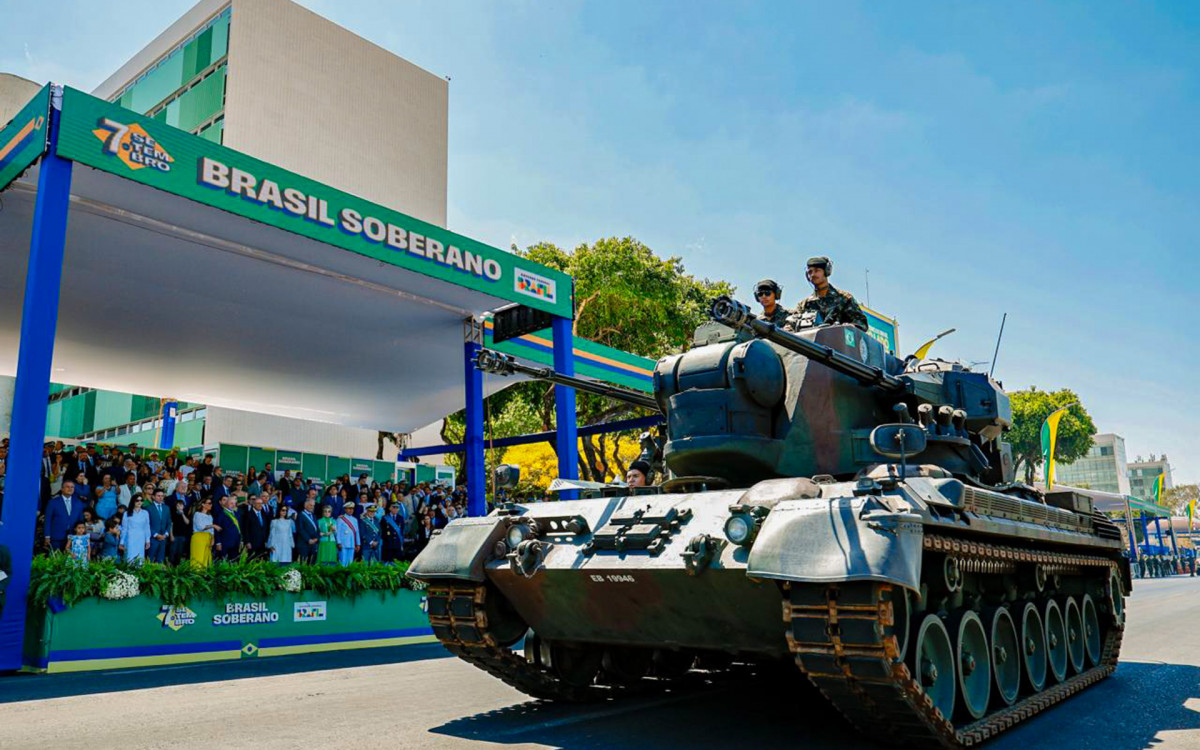 Desfile de 7 de setembro aconteceu na Esplanada dos Ministérios, em Brasília