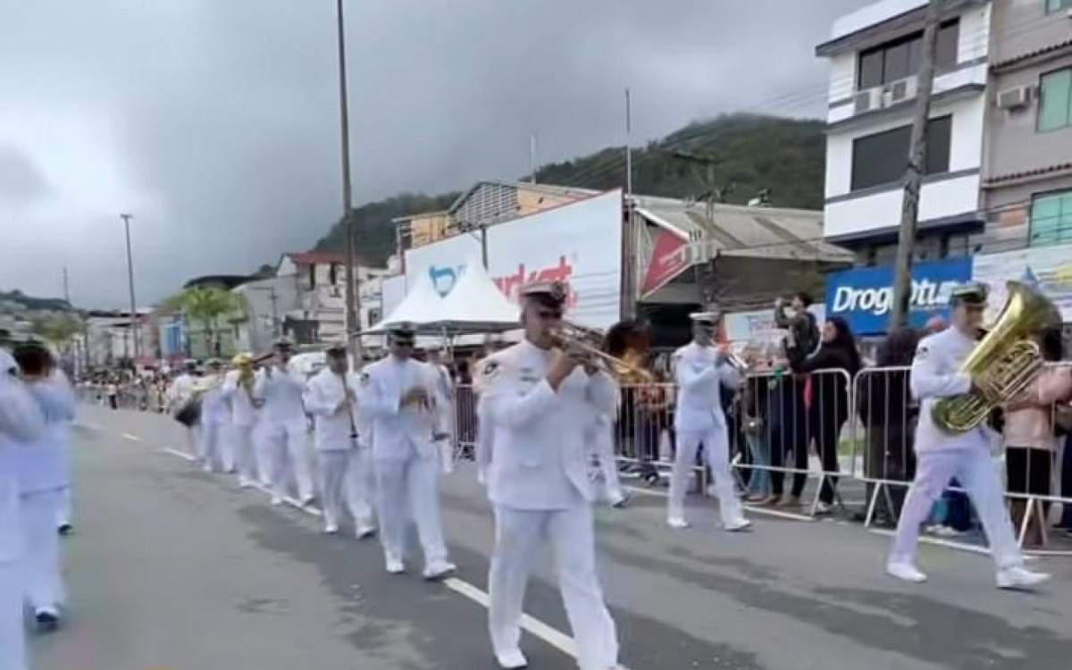 Marinha do Brasil na abertura das comemorações de 7 de setembro no centro de Angra