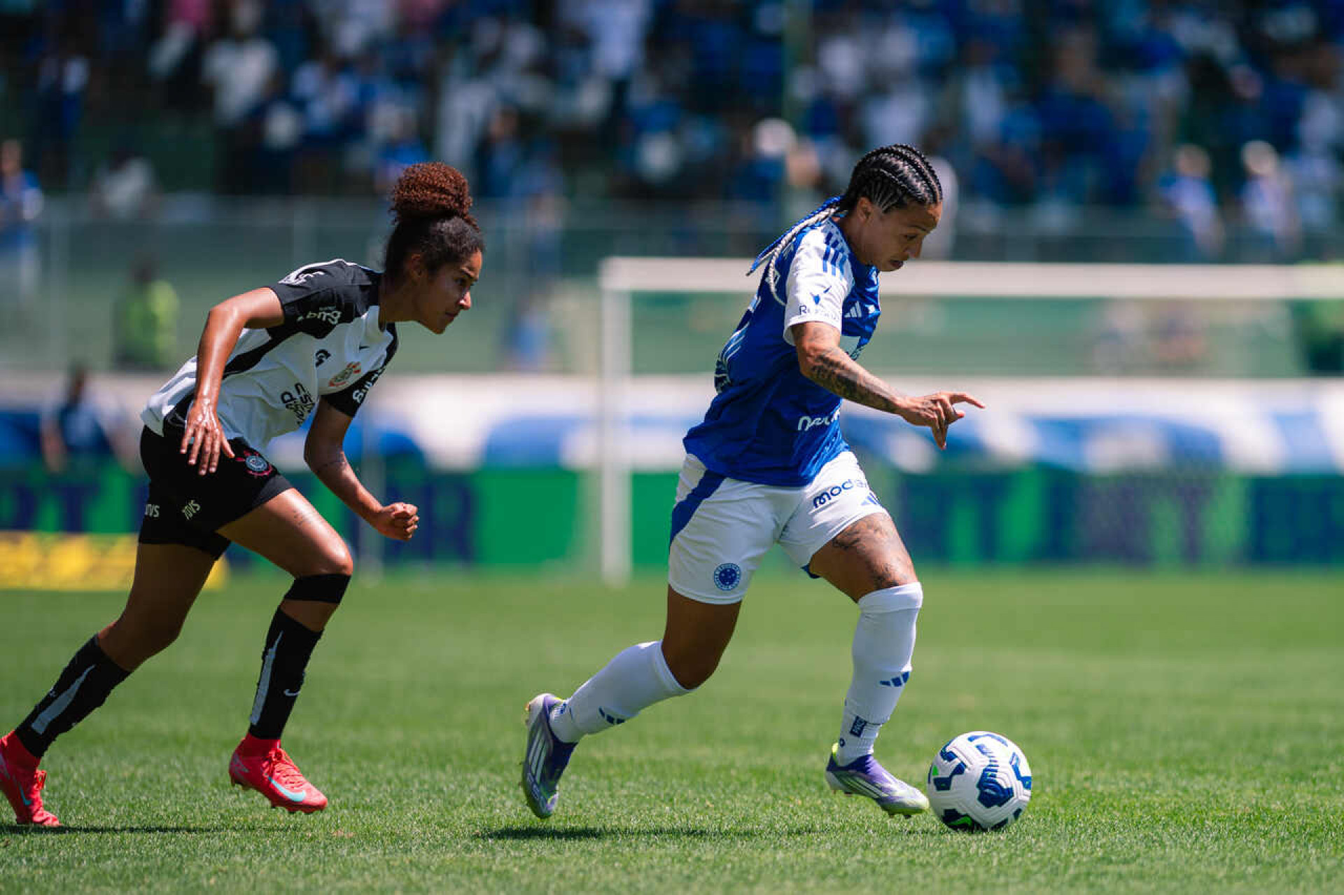 Cruzeiro e Corinthians empatam, e decis&atilde;o do Brasileir&atilde;o Feminino fica para a Neo Qu&iacute;mica