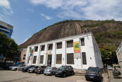 Unirio recebe etapa de evento de autodefesa focado em artes marciais