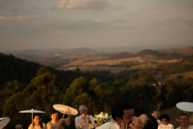 Fotos: Humorista Renato Albani se casa no civil com Juliana Fructuozo 