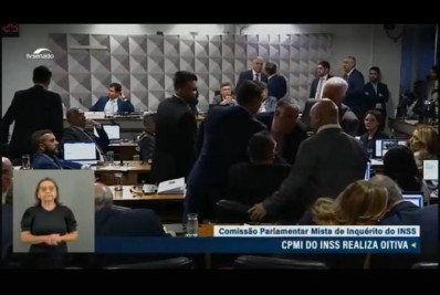 Vídeo: Bolsonaristas e lulistas discutem em sessão da CPMI do INSS