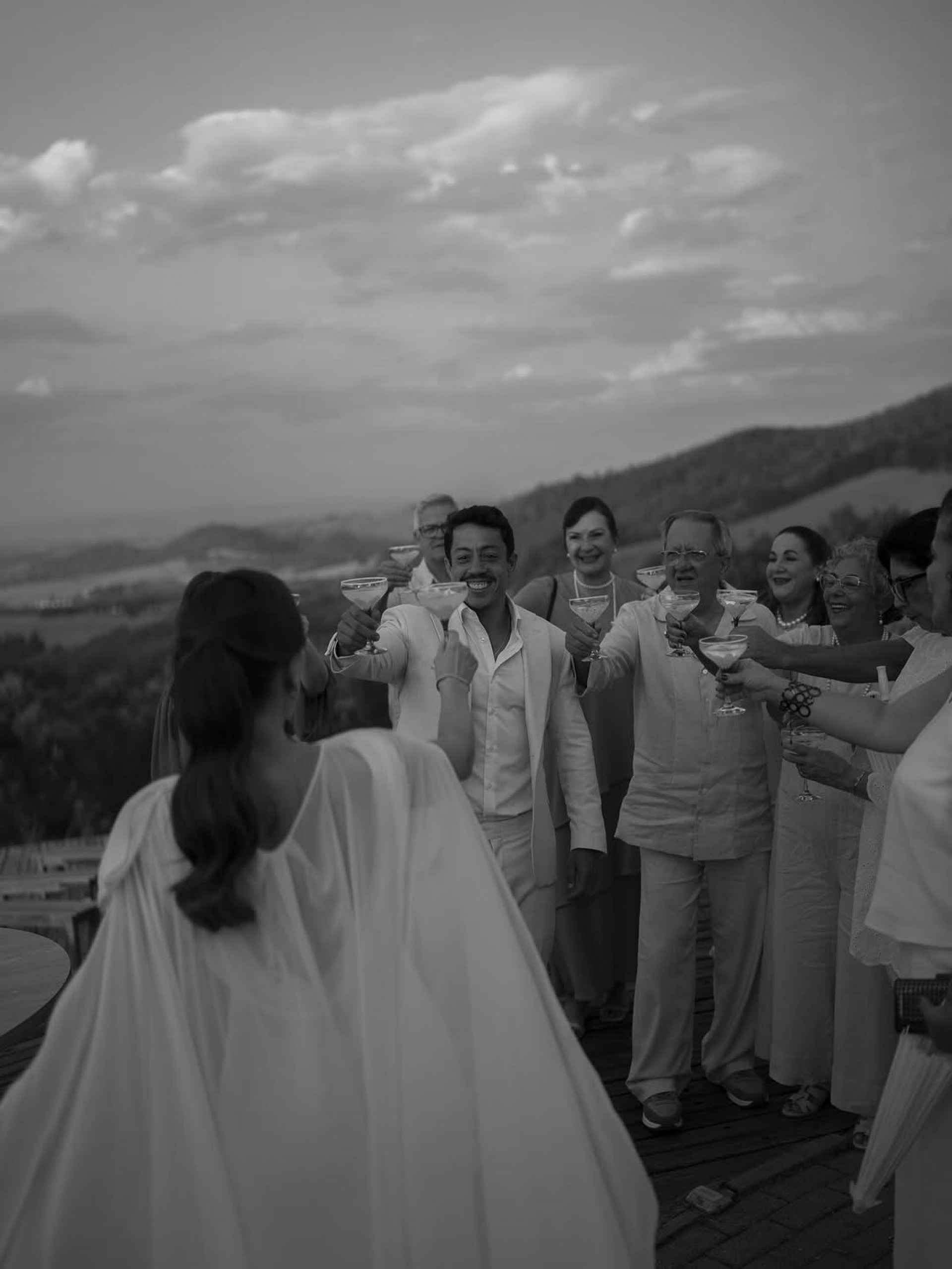 Renato Albani e Juliana Fructuozo no civil - Rodolfo Santos / Divulgação