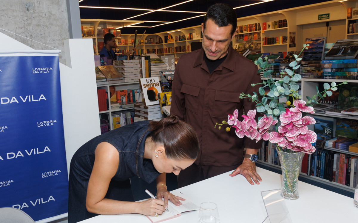 Marcus Buaiz prestigiou lançamento de livro de Isis Valverde 