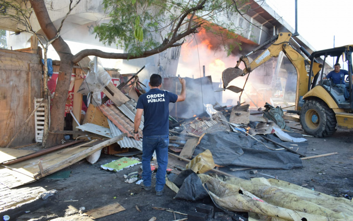 Operação mapeou pelo menos 15 lava-jatos clandestinos e 40 construções irregulares