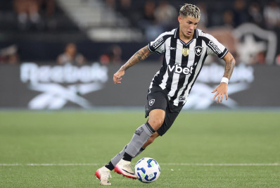 Botafogo oficializa renovação com Mateo Ponte, que comemora: 'Muito feliz'