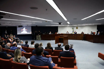 Condenação de Bolsonaro e aliados repercute na imprensa internacional