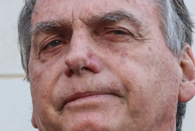 Saiba os crimes cometidos por Bolsonaro e 6 aliados na trama golpista