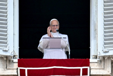 Papa Leão XIV celebra aniversário de 70 anos com milhares de fiéis no Vaticano