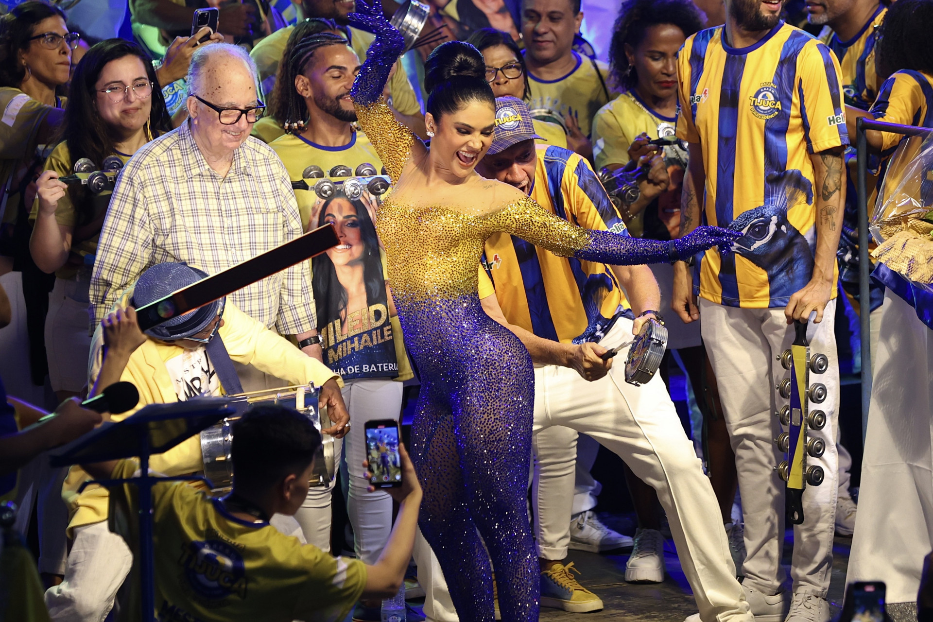 Mileide Mihaile é coroada rainha de bateria da Unidos da Tijuca - Roberto Filho / Brazil News