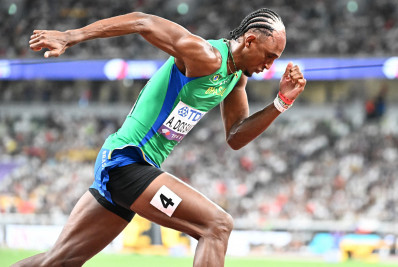 Alison dos Santos vai à semifinal nos 400m com barreiras no Mundial