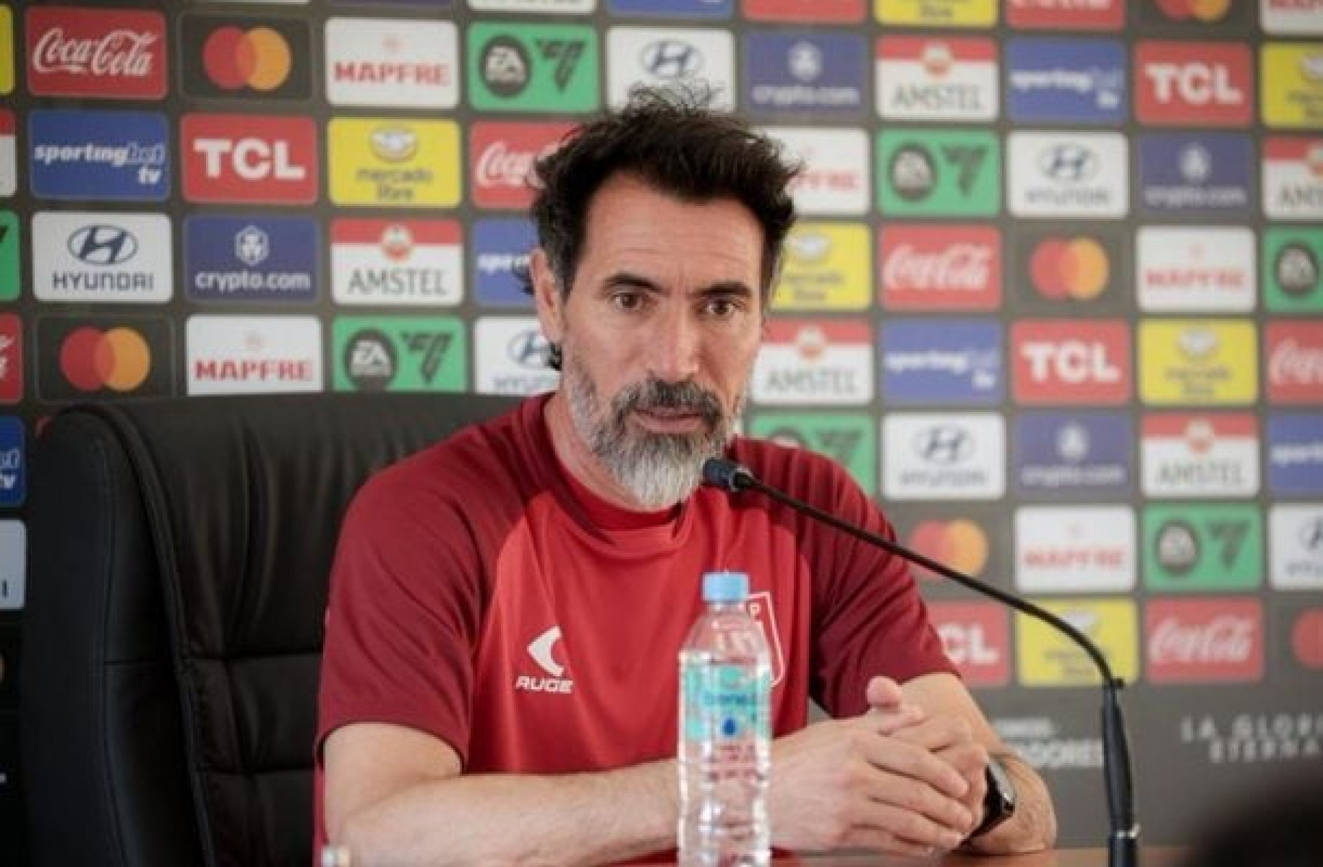 T&eacute;cnico do Estudiantes quer “levar desconforto” ao Flamengo no Maracan&atilde;