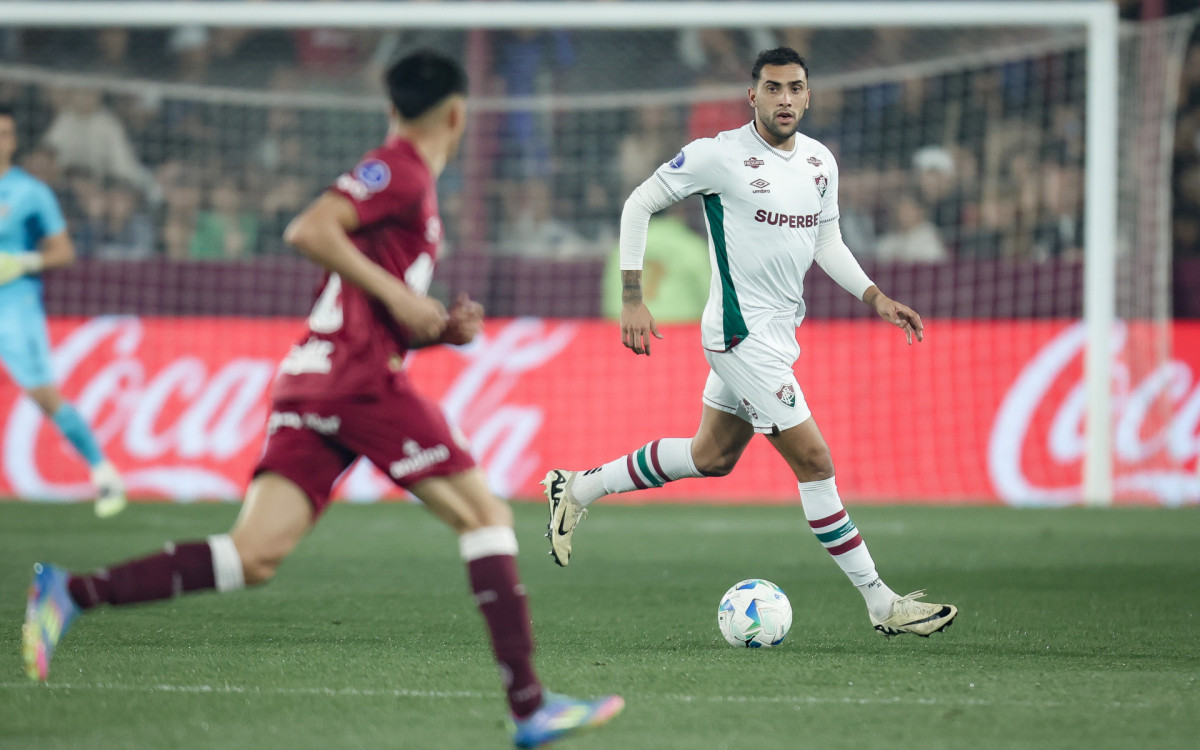 Freytes em ação diante do Lanús (ARG)