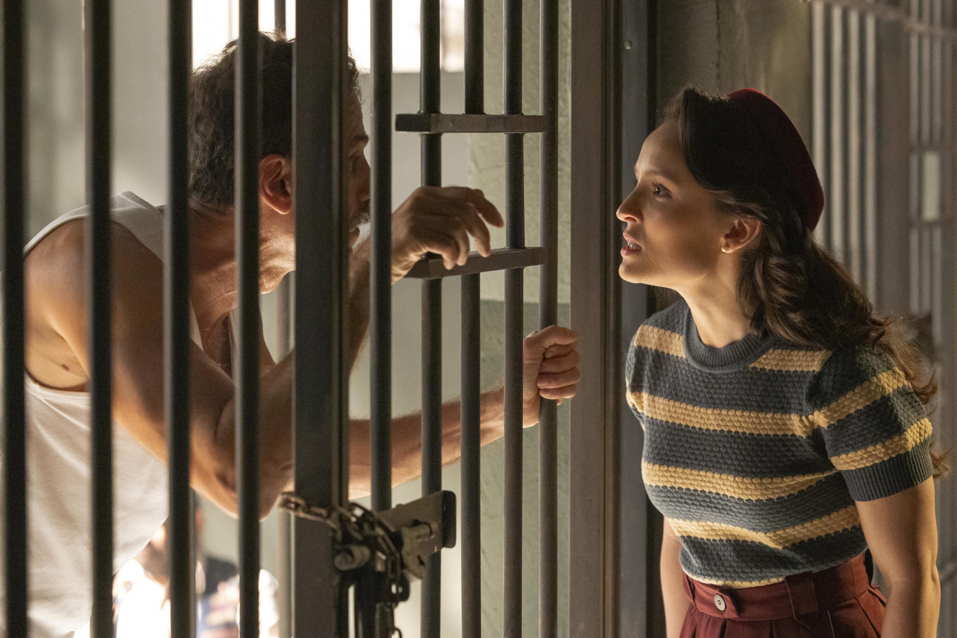 Estela  (Larissa Manoela) confronta Ernesto (Eriberto Leão)  em ?Êta Mundo Melhor!? - Globo/ Manoella Mello