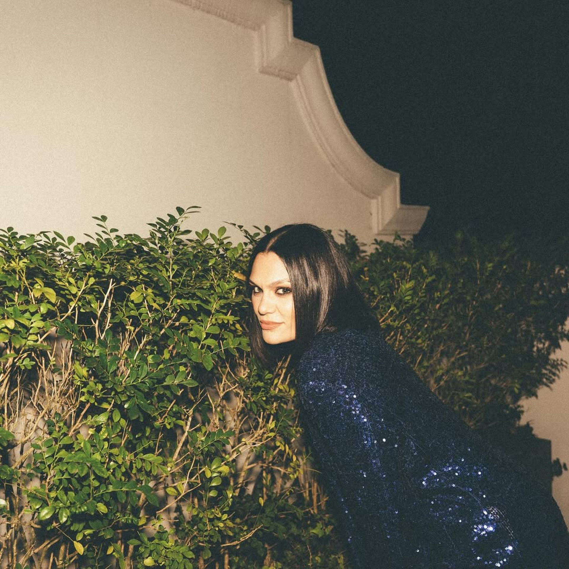 Jessie J fez apresenta&ccedil;&atilde;o ac&uacute;stica no festival  - Reprodu&ccedil;&atilde;o/Instagram 