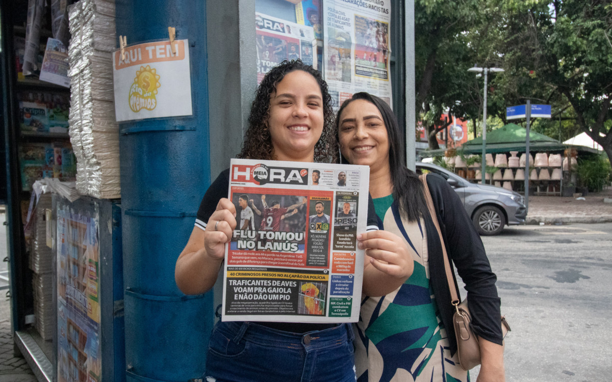 Celeste Queiroz&nbsp;e a filha Beatriz Queiroz gostam de se atualizar com o MEIA HORA