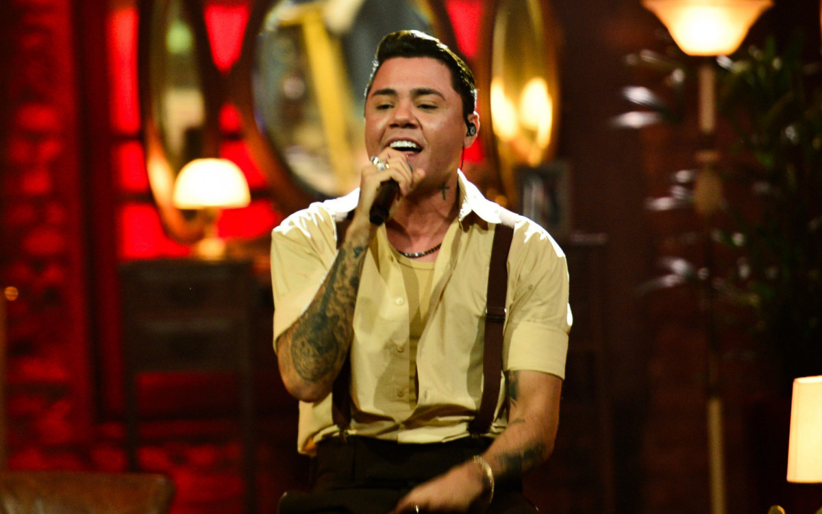 Sertanejo gravou audiovisual \'Eu, Felipe Araújo\'