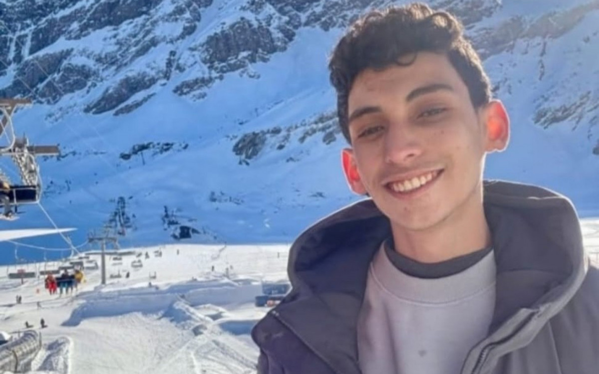 Luis Renan Gomes Vieira, de 17 anos, est&aacute; no &uacute;ltimo ano do Ensino M&eacute;dio e quer cursar Economia na faculdade  - Arquivo pessoal