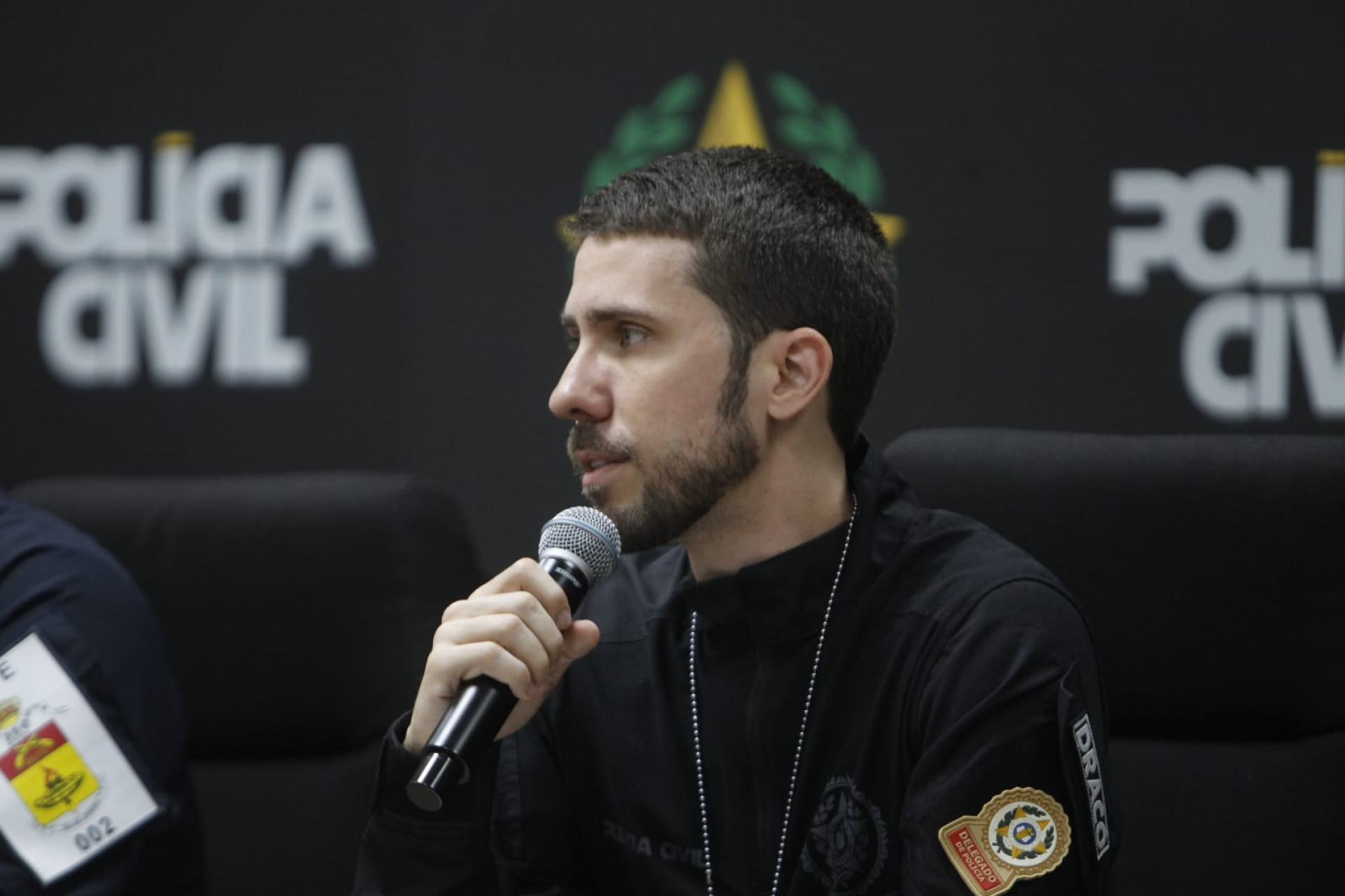 Delegado Álvaro Gomes, titular da Draco, destacou atuação de membros de organizadas em crimes - Reginaldo Pimenta / Agência O Dia