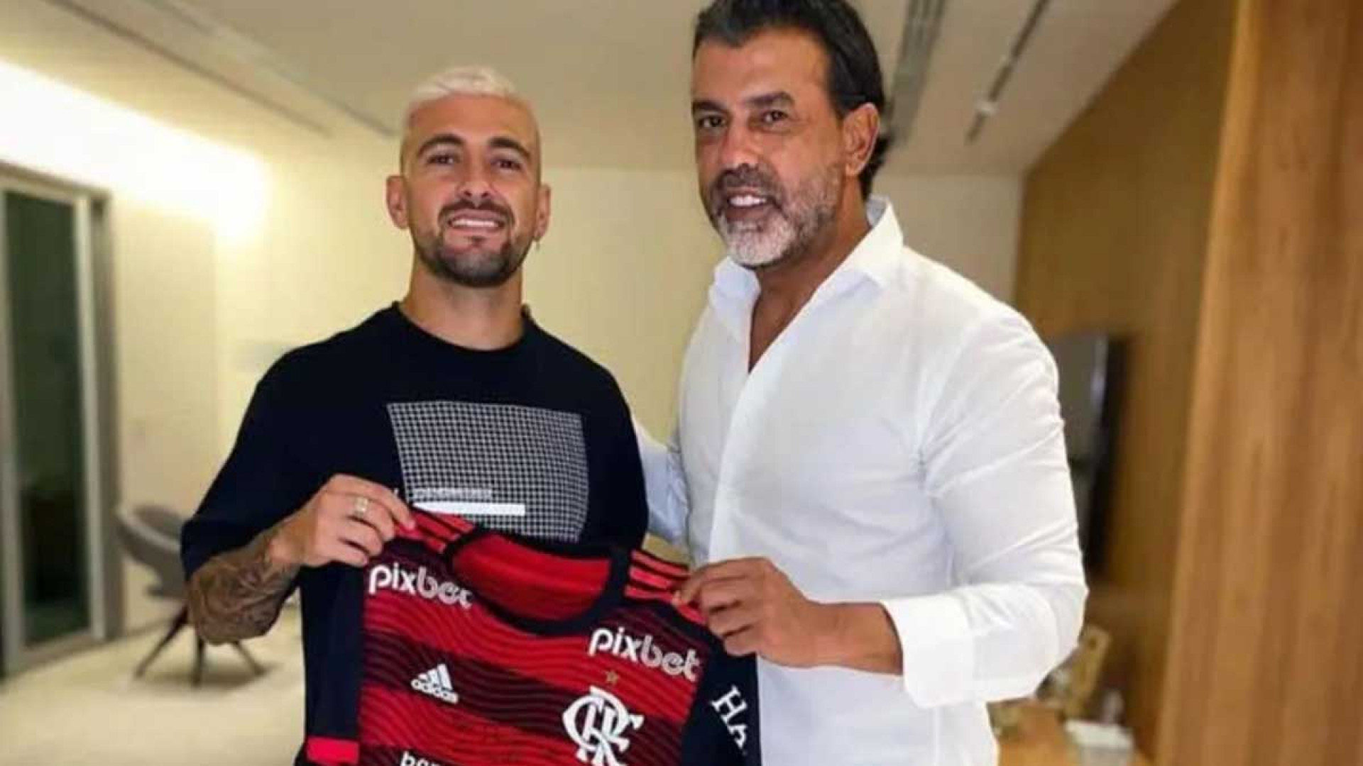 Daniel Fonseca, empres&aacute;rio de Arrascaeta, &eacute; aguardado no Rio de Janeiro para iniciar negocia&ccedil;&otilde;es com o Flamengo - Internet