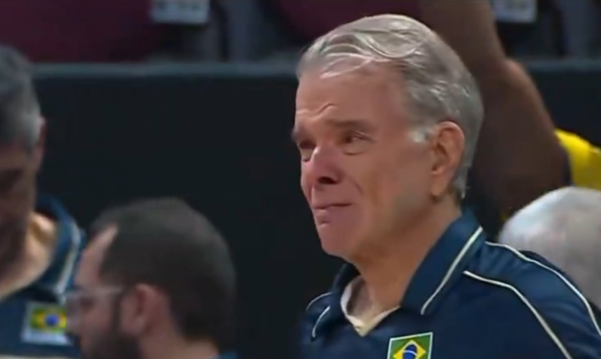 A mãe de Bernardinho, Maria Ângela Rezende, morreu horas antes do jogo do Brasil contra a Sérvia - Reprodução / SporTV