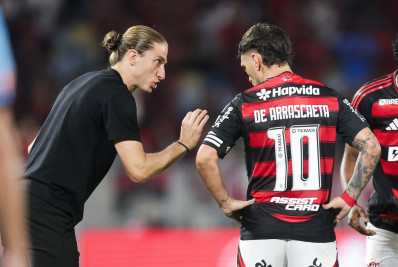 Filipe Luís vê Flamengo prejudicado e critica arbitragem: 'Arrogância enorme'