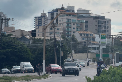 Rajadas de até 74 km/h colocam Macaé em alerta neste fim de semana