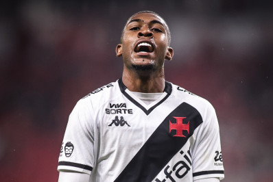 Assédio europeu aumenta, e Vasco vê saída de Rayan no fim do ano como inevitável