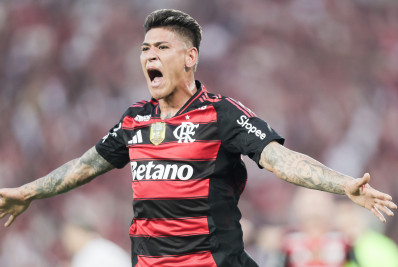 Elogiado por Filipe Luís, Carrascal comemora gol e chance como titular