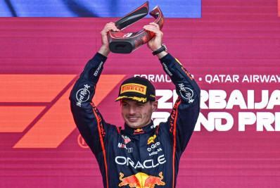 Verstappen vence o GP do Azerbaijão e volta à briga pela taça na Fórmula 1