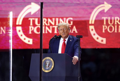 Em funeral, Trump lamenta morte do ativista Charlie Kirk: 'EUA perderam uma figura brilhante'