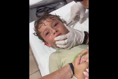 Vídeo: filho de influenciadora tem caranguejo vivo retirado do ouvido