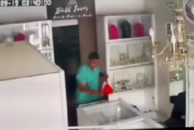 Joalheria é furtada no Centro de Búzios; prejuízo chega a R$ 9 mil