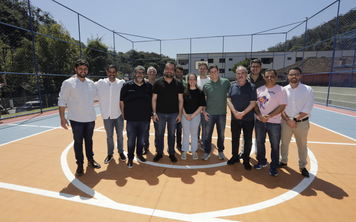 Inauguração do Limpa Rio Margens em Petrópolis