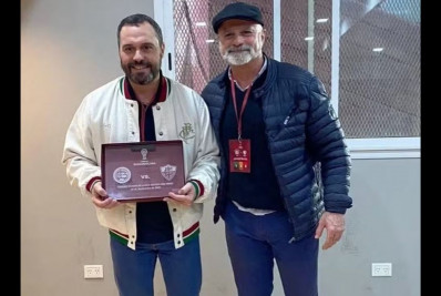 Lanús comete gafe e confunde escudo do Fluminense com o do Independência-AC