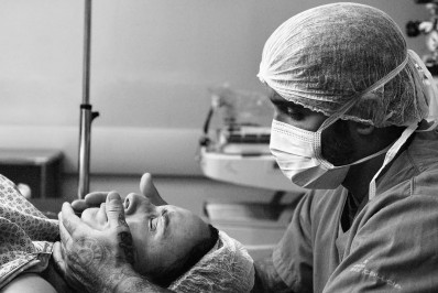 Clara Maia perde um dos filhos gêmeos e diz que o outro 'luta pela vida'