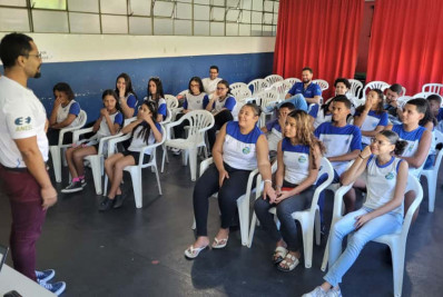 Brasil tem aumento no número de professores temporários ou substitutos em escolas