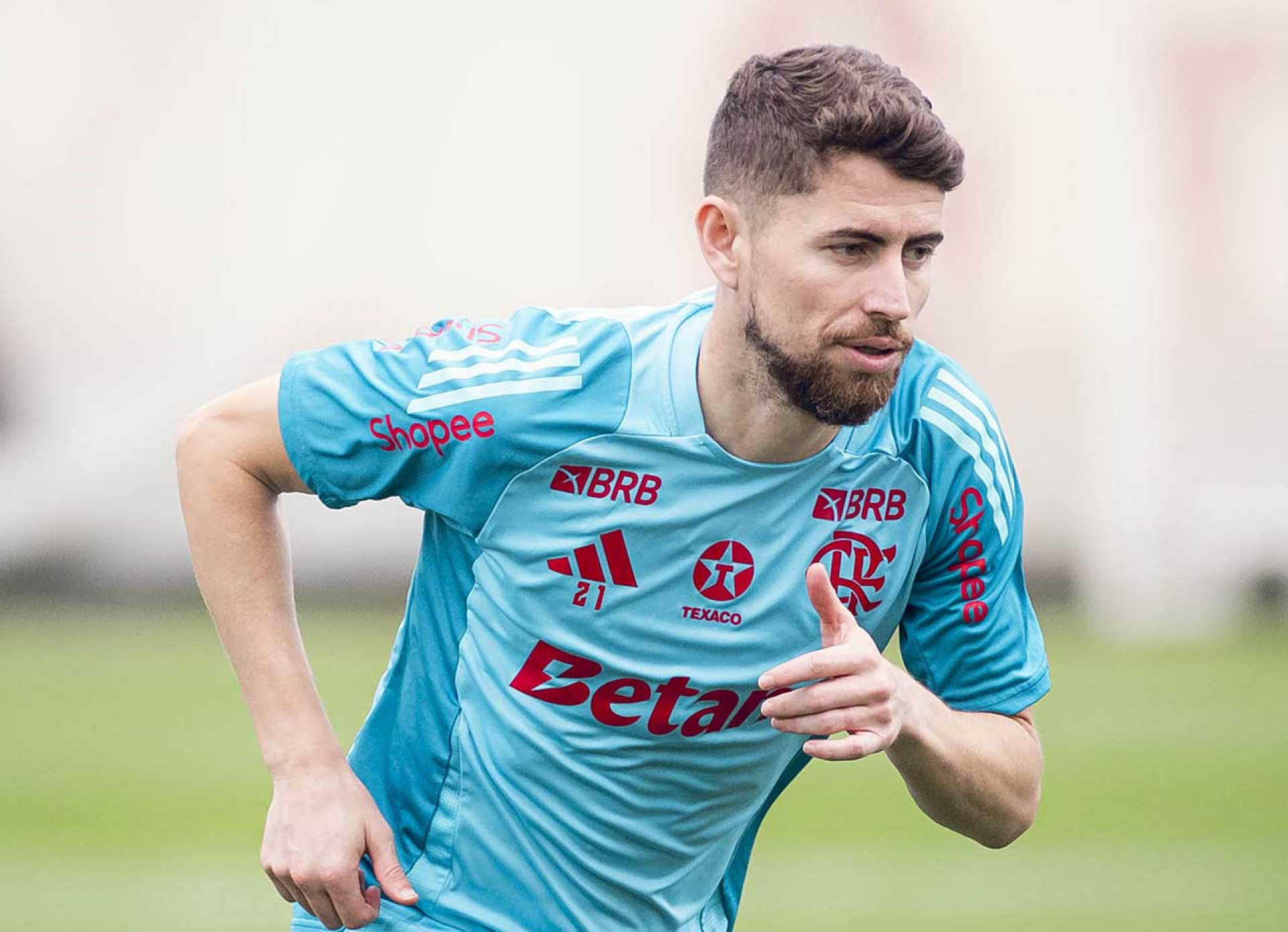 Flamengo projeta retorno de Jorginho contra o Estudiantes